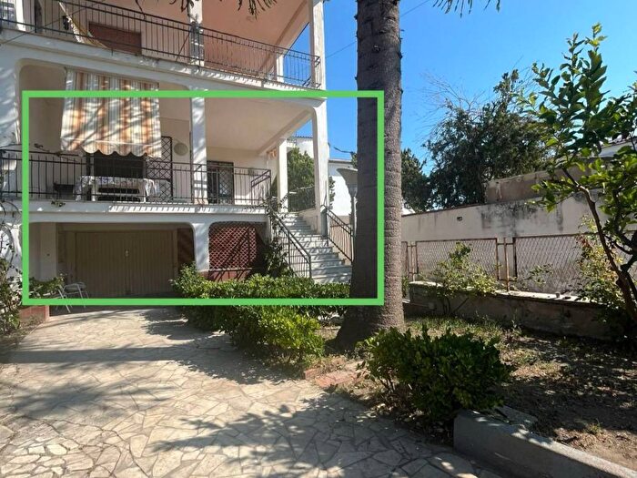 Appartamento quadrilocale in affitto in Viale Vladimir Ilic Ulianov Lenin, Baia Verde, Castel Volturno