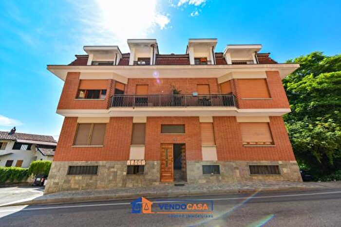 Appartamento trilocale in vendita in Via Roma, Moncucco Torinese