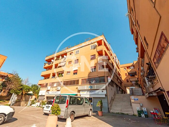 Appartamento trilocale in vendita in Piazza Carlo Alberto dalla Chiesa, Guidonia Montecelio