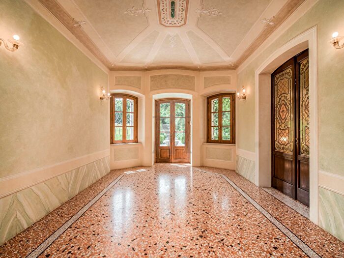 Casa con 18 locali in vendita in Edmondo De Amicis, Quattro Castella