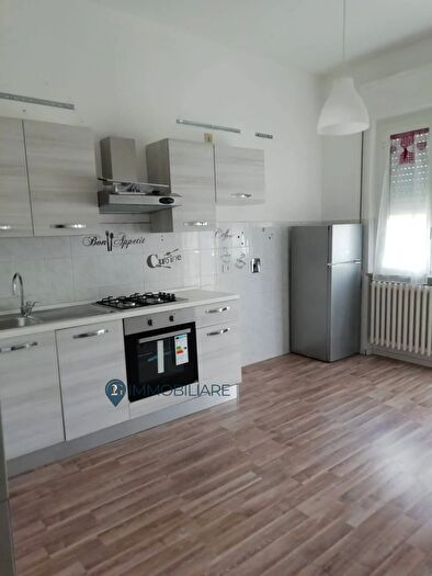 Appartamento quadrilocale in vendita in Via Gramsci, Follo