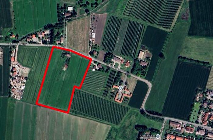 Casa quadrilocale in vendita in Via Fossa Ronchi, Correggio