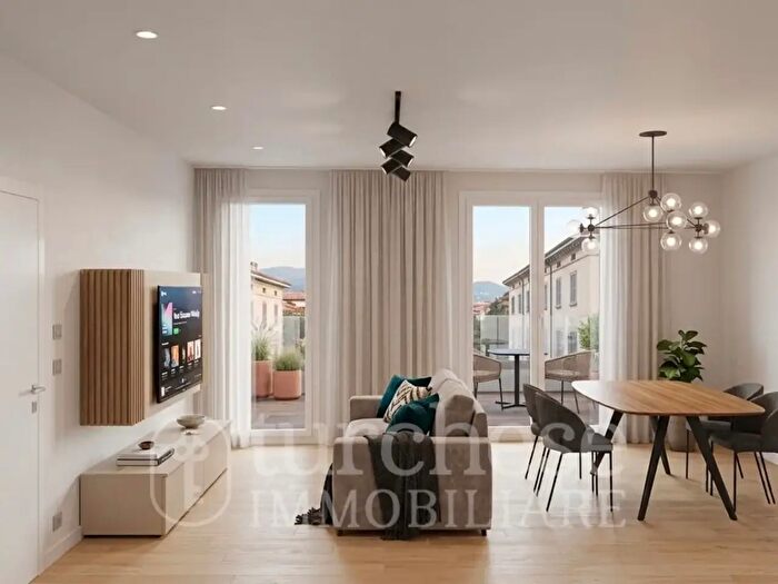 Appartamento trilocale in vendita in Via Vittore Ghislandi, Bergamo