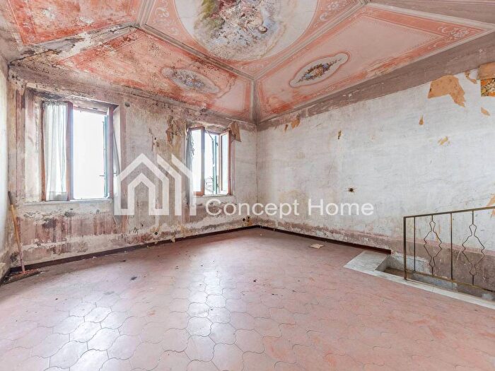 Appartamento quadrilocale in vendita in Vicolo Nuovo, Olevano Romano