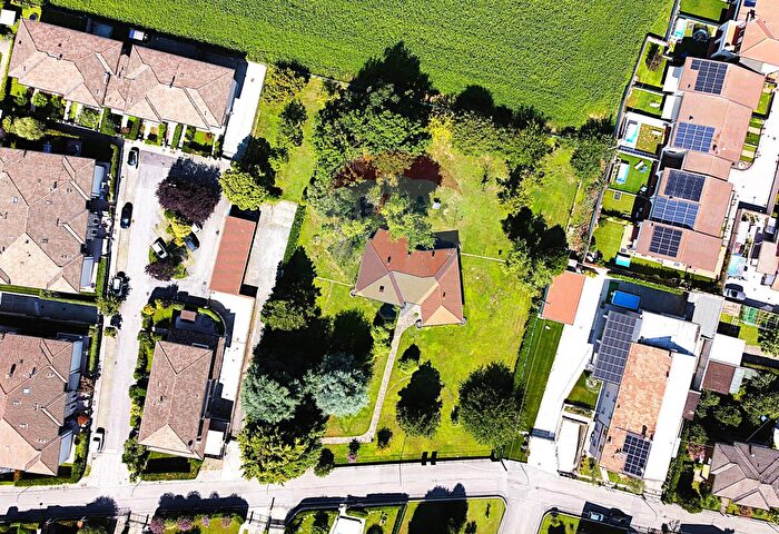 Casa con 11 locali in vendita in Via Bologna, Palazzolo SullOglio