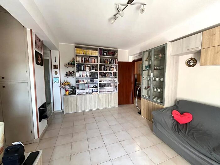 Appartamento quadrilocale in vendita in Via Monviso, Nettuno