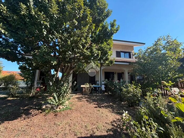 Casa con 5 locali in vendita in Via Cuminalunga, Sangano