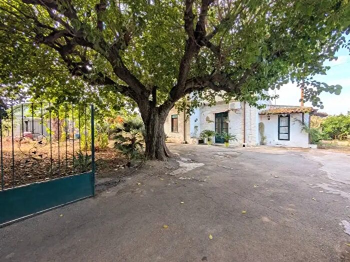 Casa con 6 locali in vendita in Stretto Bartolel, Barcellona Pozzo Di Gotto