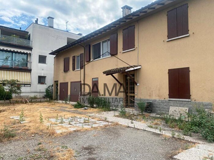 Appartamento trilocale in affitto in Centro Storico, Parma
