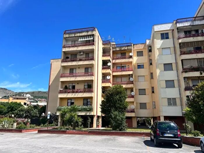 Appartamento trilocale in affitto in Viale Brunelleschi, Piedimonte San Germano