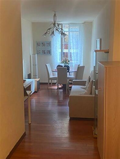 Appartamento con 5 locali in affitto in Via Montebello, Borgo Ognissanti Il Prato, Firenze