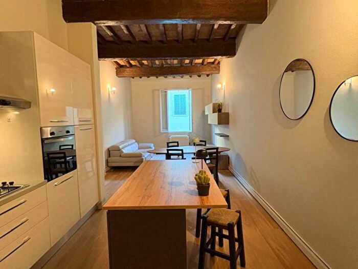 Appartamento trilocale in affitto in Centro Storico, Modena