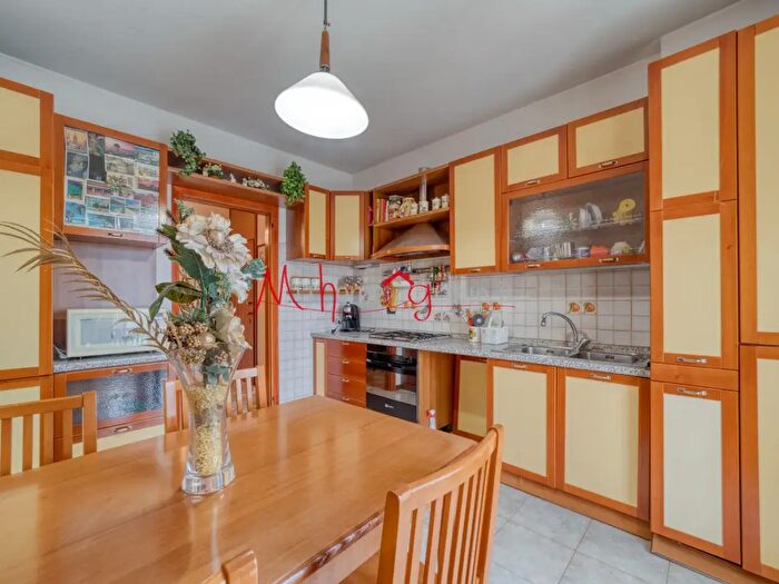 Appartamento quadrilocale in vendita in Via Santo Stefano, Este