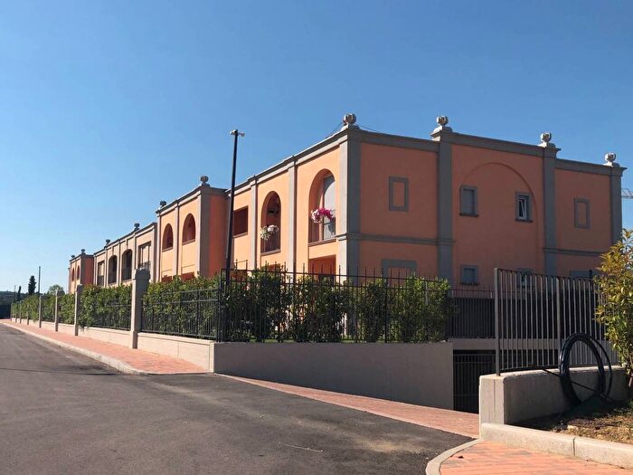 Casa quadrilocale in affitto in Via dei Tre Galli, Castel del Piano Pila, Perugia