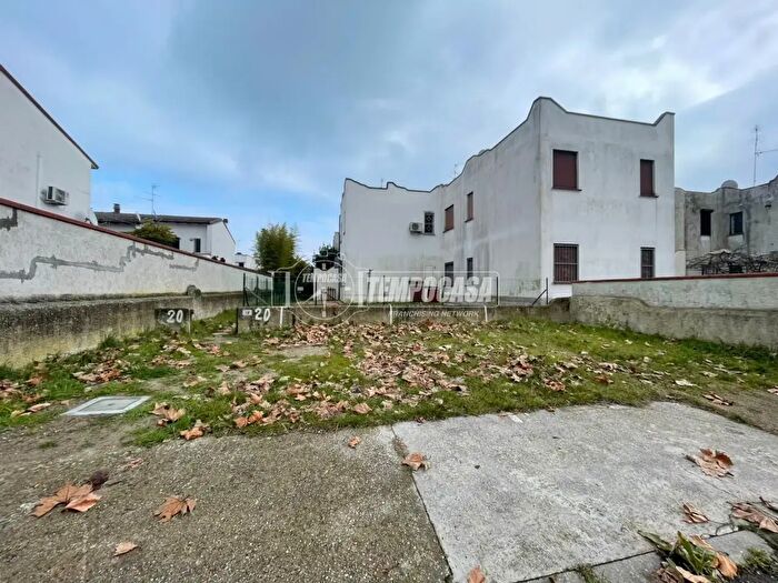 Appartamento trilocale in vendita in Comacchio