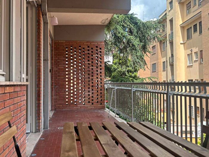 Appartamento con 5 locali in affitto in Via Ettore Mambretti, Vigna Clara Vigna Stelluti, Roma
