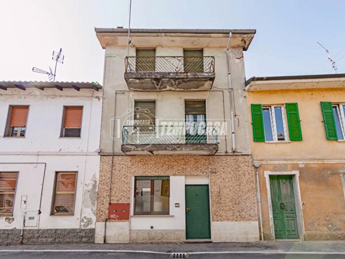 Appartamento quadrilocale in vendita in Via C Marx, Cilavegna