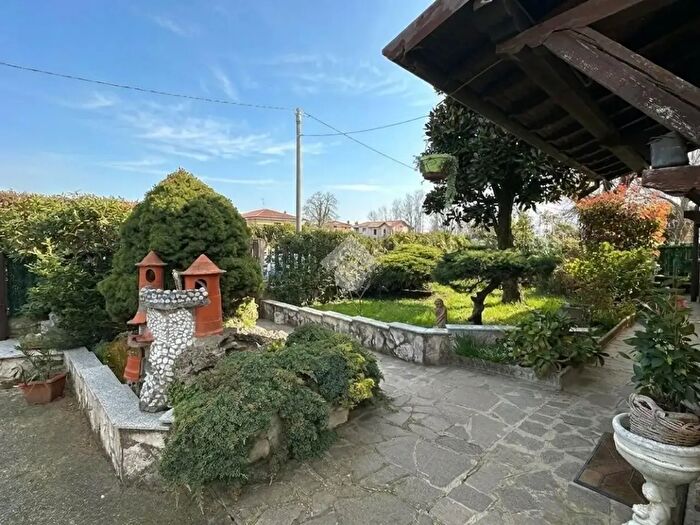 Appartamento trilocale in vendita in Via E Brasca, Trezzo SullAdda