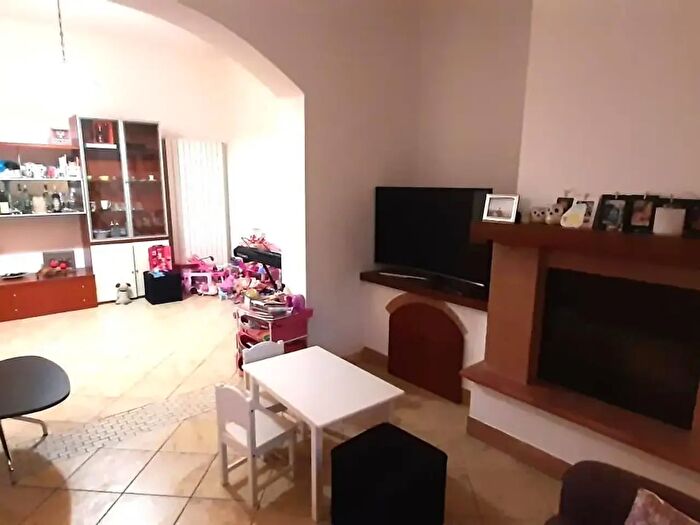 Casa con 5 locali in vendita in Rosignano Marittimo