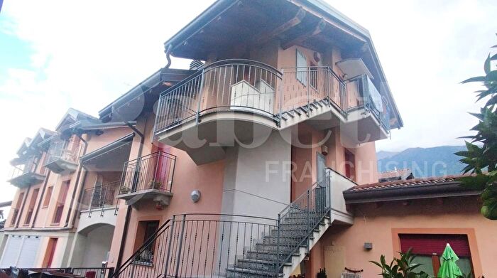 Appartamento bilocale in vendita in Via Nazionale, Cosio Valtellino