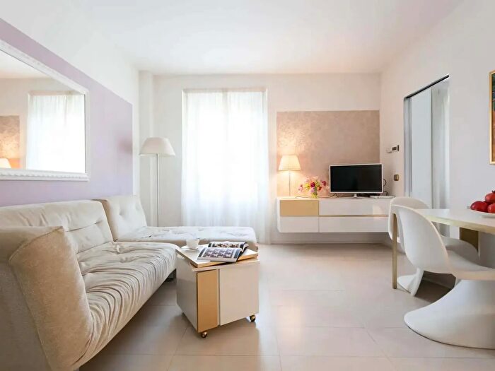 Appartamento monolocale in affitto in Via Galvano Fiamma, Milano