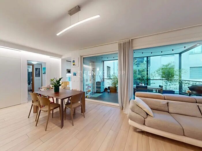 Appartamento trilocale in vendita in Via Manzoni, Concorezzo