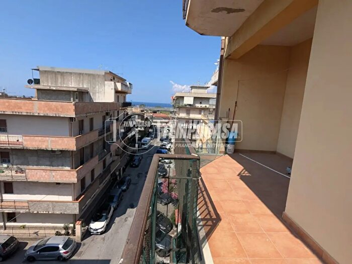 Appartamento quadrilocale in affitto in Via Ravagnese Superiore Traversa Nicolò, Reggio di Calabria