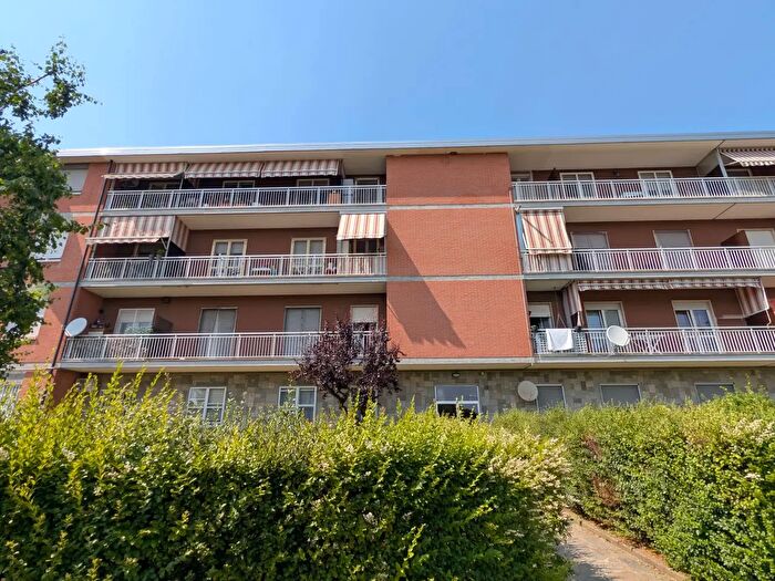 Appartamento trilocale in vendita in Via Cumiana, Piossasco