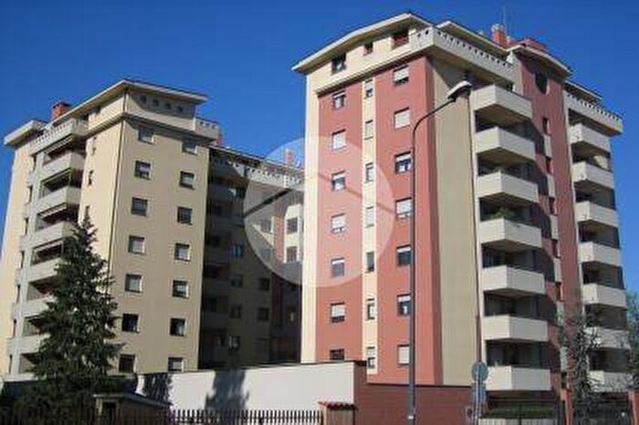 Appartamento trilocale in affitto in Via varesina, Certosa, Milano