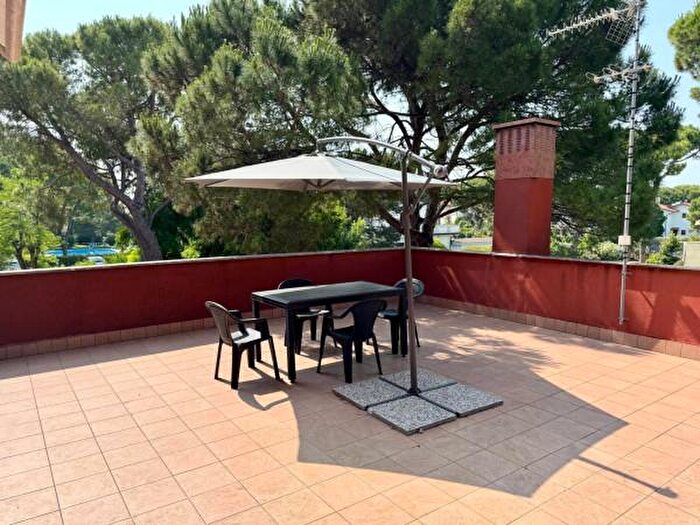 Appartamento trilocale in affitto in Via Fausta, Cavallino Treporti