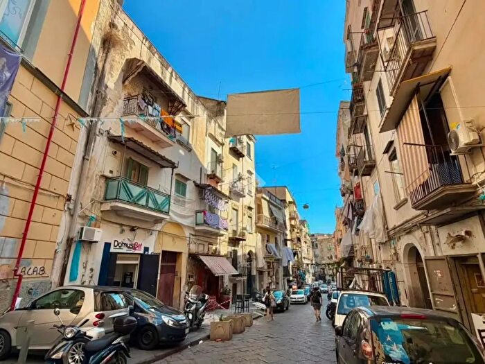 Appartamento bilocale in vendita in Vico Canale ai Cristallini, Napoli