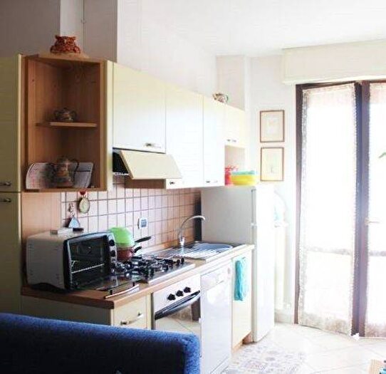 Appartamento bilocale in affitto in Via Vincenzo Bellini, Centro, Fermignano