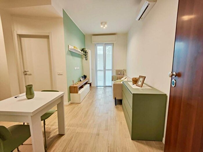 Appartamento bilocale in affitto in Via Lanfranco della Pila, Niguarda, Milano