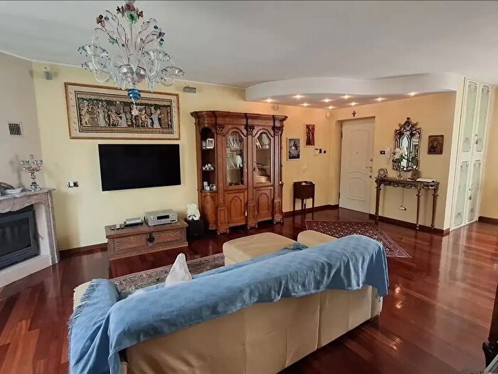 Casa con 5 locali in vendita in Via Rossini, Podenzano