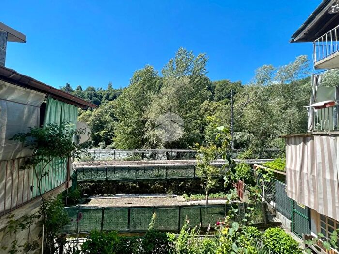 Casa quadrilocale in vendita in Frazione Bio, Traves