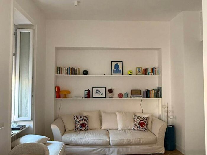 Appartamento bilocale in affitto in Via Angelo Secchi, Parioli, Roma