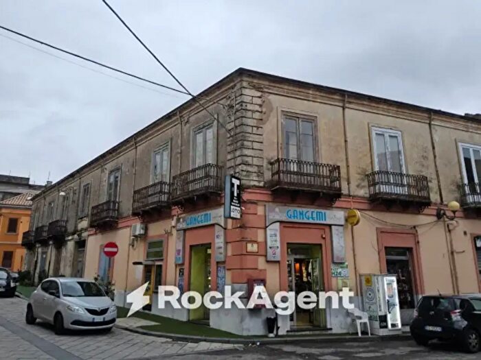 Casa con 6 locali in vendita in Via Roma, Cittanova