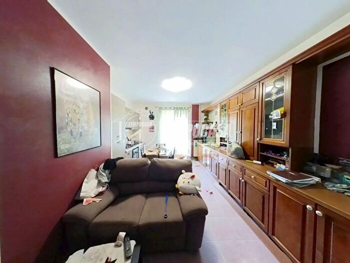 Appartamento trilocale in vendita in Via Vittorio Avondo, Aosta