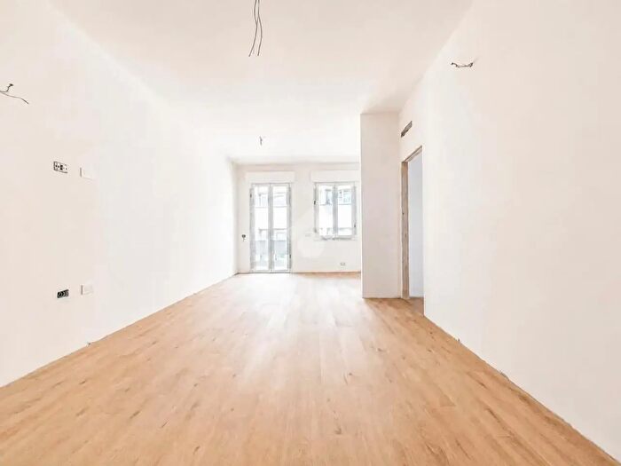 Appartamento con 5 locali in vendita in Via dei Tintori, Campi Bisenzio