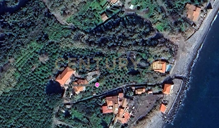 Casa con 6 locali in vendita in Strada Praiola, Riposto