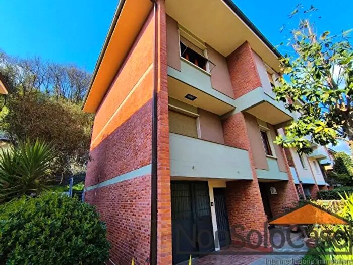 Casa con 6 locali in vendita in Via Giuseppe Carpini, Prato