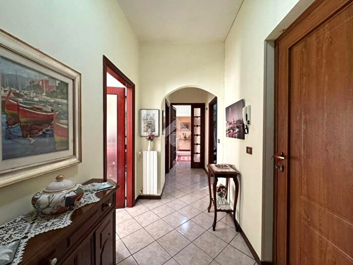 Appartamento quadrilocale in vendita in Via Ticino, Montecatini Terme