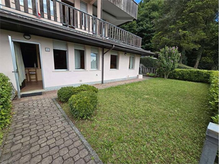 Appartamento trilocale in affitto in via novembre, Centro, Premeno