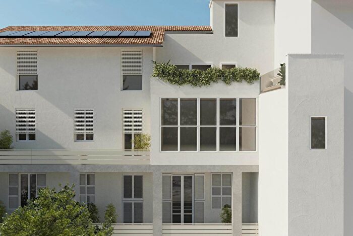 Appartamento quadrilocale in vendita in Via Tripoli, Empoli