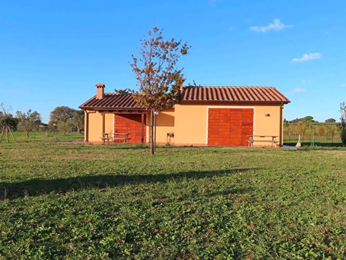 Appartamento bilocale in vendita in Cecina