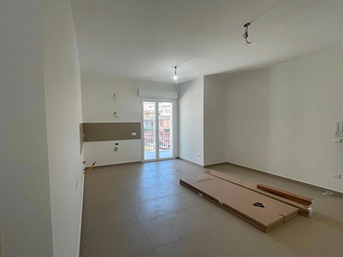 Appartamento con 5 locali in vendita in Viale Teracati, Siracusa