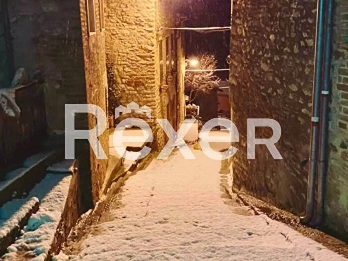 Casa con 5 locali in vendita in Via Piedivalle, Montefortino
