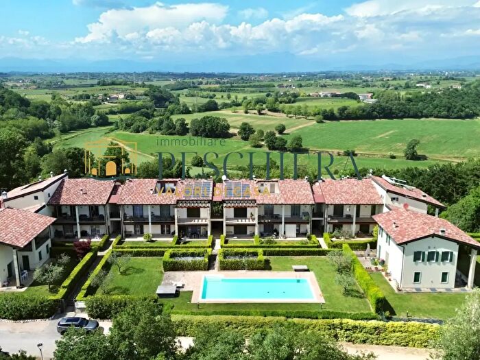 Appartamento quadrilocale in affitto in Vicolo dei Colli, Valeggio Sul Mincio