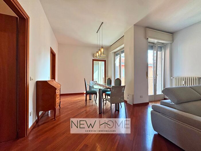 Appartamento quadrilocale in affitto in Via Francesco Berni, Verona