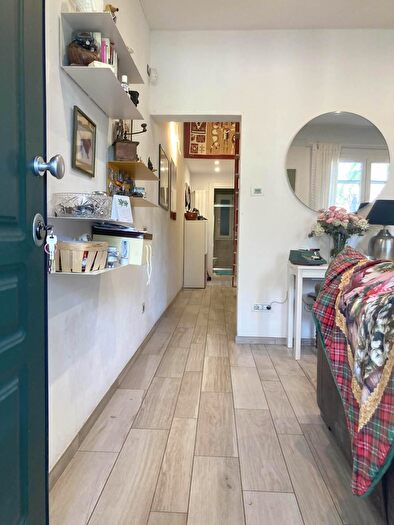 Casa con 6 locali in vendita in Viareggio